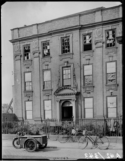 Kirby House, Little Park Street, Coventry, 1941. autorstwa George Bernard Mason