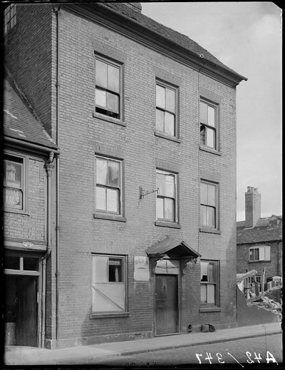 Little Park Street, Coventry, 1941. autorstwa George Bernard Mason