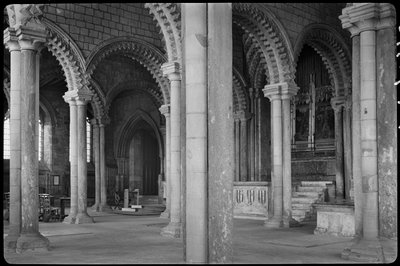 Katedra w Durham, Palace Green, Durham, 1942. autorstwa George Bernard Wood