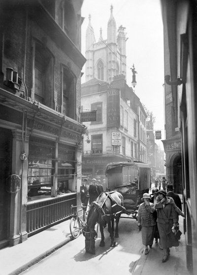 Bow Lane patrząc na południe, City of London, c1930 autorstwa George Davison Reid