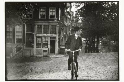 Rowerzysta na Keizersgracht w Amsterdamie autorstwa George Hendrik Breitner