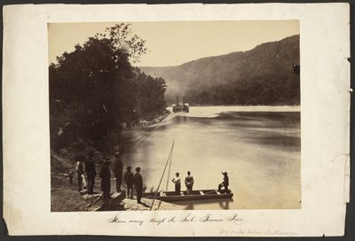 [Parowiec przepływający przez The Suck na rzece Tennessee, sześć mil poniżej Chattanooga] autorstwa George N. Barnard