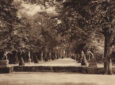 Teatr ogrodowy, ogrody Herrenhausen, Hanower (zdjęcie czarno-białe) autorstwa German Photographer