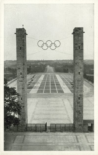 Reichssportfeld, Berlin (zdjęcie czarno-białe) autorstwa German Photographer