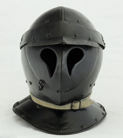 Zamknięty Burgonet w formie 