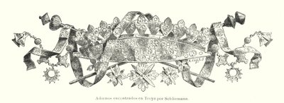 Ornament znaleziony przez niemieckiego archeologa Heinricha Schliemanna podczas wykopalisk na terenie starożytnej Troi (litos) autorstwa German School