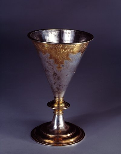 Instrument naukowy: zegar słoneczny w kształcie kielicha wykonany ze złota i srebra. Szkoła niemiecka. Późny XVI początek XVII w. Enouen, renesansowe muzeum autorstwa German School