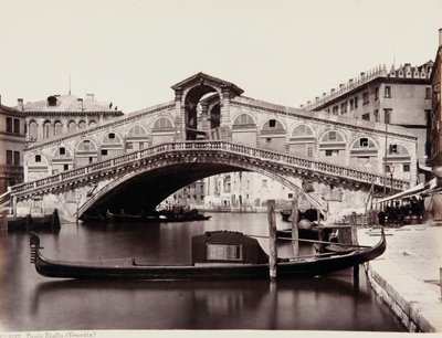 Most Rialto w Wenecji autorstwa Giorgio Sommer
