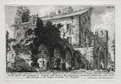 Widok resztek lub obu końców łuków prowadzących do Acqua Giulia autorstwa Giovanni Battista Piranesi