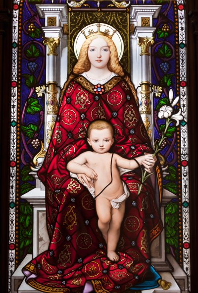 Madonna na tronie (witraże) autorstwa Giuseppe Bertini