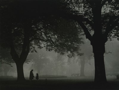 Regents Park, Londyn, lata 1950 autorstwa Godfrey Macdominic
