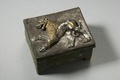 Pudełko, hellenistyczne (paczka pozłacane srebro) (patrz 270390 dla wieczka) autorstwa Greek