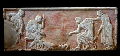 Sztuka grecka: Baza Kouros przedstawiająca dwoje młodych ludzi podniecających psa i kota - Marmurowe pończochy reliefowe, 510-500 pne - Ateny, muzeum archeologiczne - Dwóch młodych mężczyzn bawiących się z psem i kotem - Płaskorzeźba z białego marmuru (pod autorstwa Greek