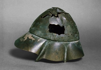Hełm „towarzysza kawalerii”, Boetian, prawdopodobnie IV wpne (brąz) (patrz także 126299) autorstwa Greek