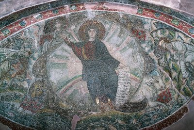Chrystus wstąpił do nieba w otoczeniu czterech ewangelistów, mozaika w kościele Hosios David, lub Catholicon z klasztoru Latomos (lista światowego dziedzictwa UNESCO autorstwa Greek School