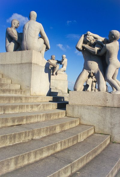 Norwegia, Oslo. Park Vigelanda. Rzeźby Gustava Vigelanda (1869-1943). autorstwa Gustav Vigeland