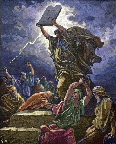 Mojżesz znajduje Żydów czczących złotego cielca i łamie tablice prawa - Mojżesz łamie tablice prawa - Gustave Dore (1832-1883) autorstwa Gustave Dore