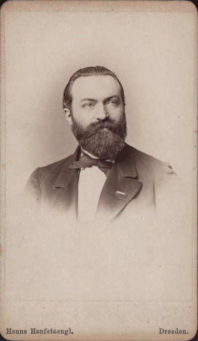 Portret wiolonczelisty i kompozytora Friedricha Grützmachera 1832-1903, ok. 1865. autorstwa Hanns Hanfstaengl