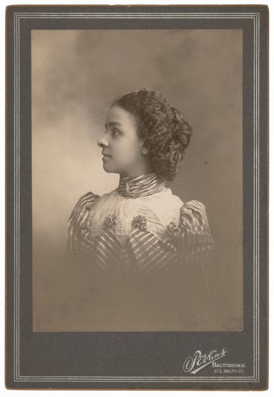 Grace Hughes, ok. 1900 (zdjęcie) autorstwa Harry Lenfield Perkins
