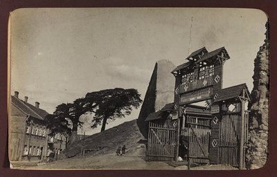 I wojna światowa: Ukraina w latach 1914-1916 podczas najazdu wojsk niemieckich. Widok Lidy (zdjęcie czarno-białe) autorstwa Heldenfriedhof Dsessentniki (attr. to)