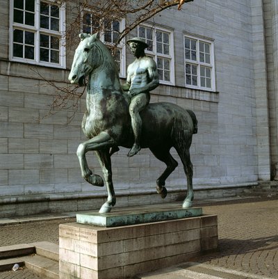 Jeździec, 1908 (brąz) autorstwa Hermann Hahn