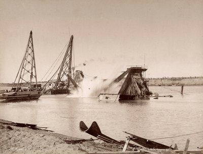 Wybuch pogłębiarki umieszczonej w kanale. autorstwa Hippolyte Arnoux