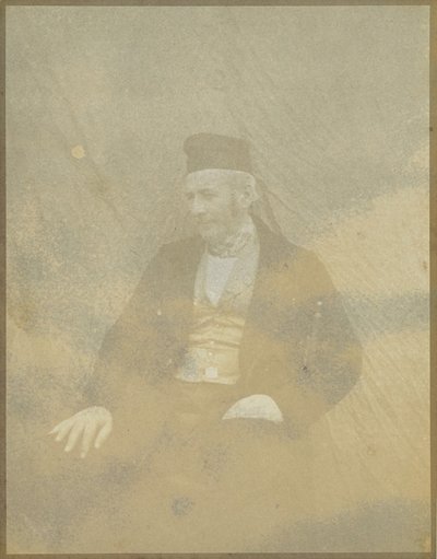 [Portret siedzącego mężczyzny w czapce]. autorstwa Hippolyte Bayard