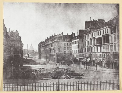 Rue Royale i pozostałości barykad z 1848 r. autorstwa Hippolyte Bayard