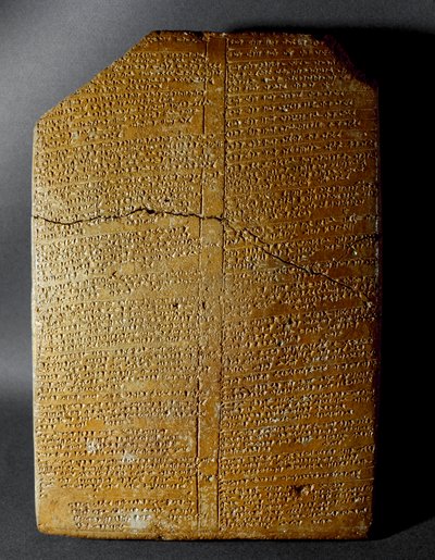 Cywilizacja hetycka: tabliczka klinowa z zapisem Rytuału Amihatny, arcykapłana boskiej Iszary, ze stanowiska Hattusa (dzisiejszy Bogazkoi) 1650-1200 pne. Muzeum Archeologiczne w Stambule autorstwa Hittite