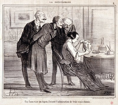 Kreskówka o kolekcjonerach sztuki. Seria „”Potichomania””: „”Fałszywy wazon z Japonii podziwiający trzech Chińczyków”. Grawerowanie autorstwa Honore DAUMIER (1808-1879). Wyciąg z gazety „Le Charivari”” autorstwa Honoré Daumier