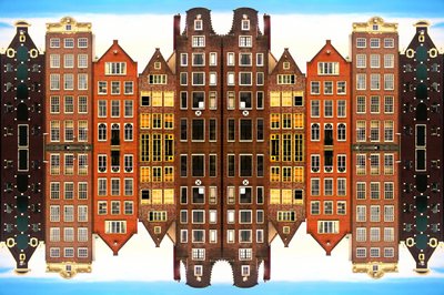 Symetria w Amsterdam House autorstwa Igor Shrayer