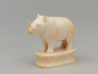 Biały biskup, figura szachowa, Indie, 1820 ok autorstwa Indian School
