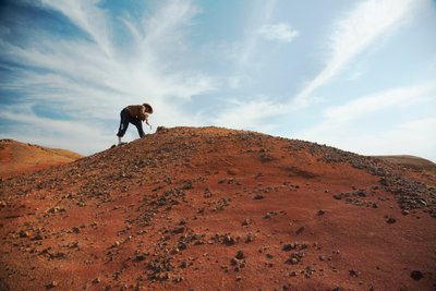 Sceny w Wu Cai Wan na pustyni Gobi, Xinjiang, zachodnie Chiny, 2007 (zdjęcie) autorstwa Ira Block