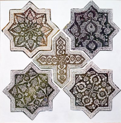 Pięć płytek, Kashan, Iran (pasta kamienna ozdobiona złocistobrązowym połyskiem) autorstwa Islamic School