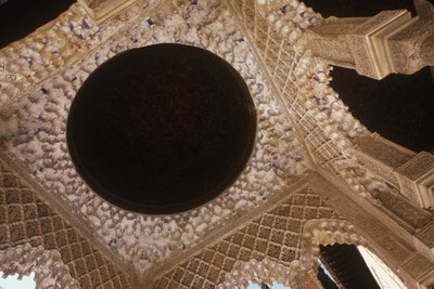 Sufit na Dworze Lwów autorstwa Islamic School