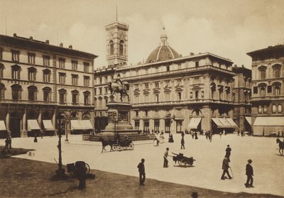 Firenze / Florencja: Piazza Vittorio Emanuele (zdjęcie b / w) autorstwa Italian Photographer