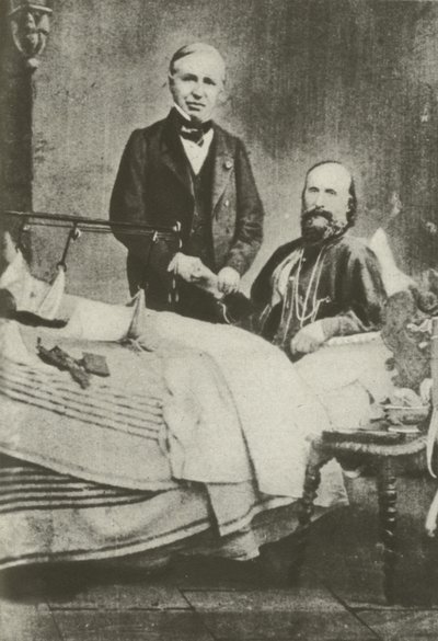 Garibaldi, ranny w walce, ze swoim lekarzem (zdjęcie czarno-białe) autorstwa Italian Photographer