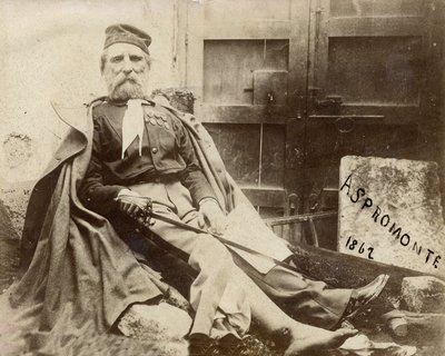Giuseppe Garibaldi w Aspromonte, z kontuzją nogi w 1862 r. autorstwa Italian Photographer