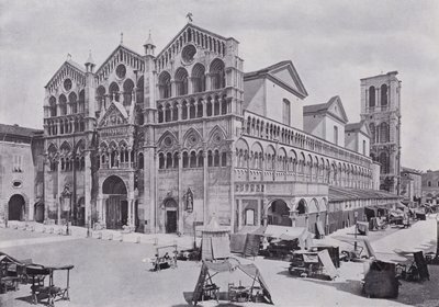 Włochy: Katedra, Ferrara (zdjęcie czarno-białe) autorstwa Italian Photographer