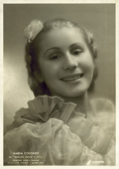 Nadia Colombo, włoska baletnica (zdjęcie czarno-białe) autorstwa Italian Photographer