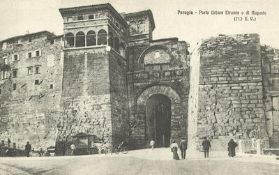 Perugia, Włochy, Etrusków lub Brama Miejska Augusta autorstwa Italian Photographer
