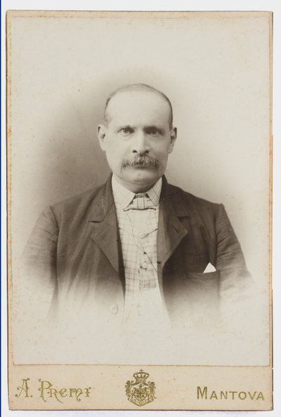Zdjęcie na pocztówce przedstawiającej malarza Albano Lugli autorstwa Italian Photographer