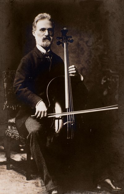 Portret Alfredo Piatti (1822-1901) włoskiego kompozytora i wiolonczelisty autorstwa Italian Photographer