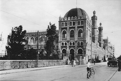 Venezia, Lido, Grand Hotel Excelsior (zdjęcie czarno-białe) autorstwa Italian Photographer