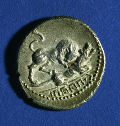 Moneta plemion italskich przedstawiająca byka atakującego rzymską wilczycę, 89-90 pne (srebro) autorstwa Italian School