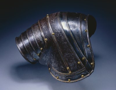 Naramiennik na prawe ramię, ok.1560-70 (stal niebieska i złocona) autorstwa Italian School