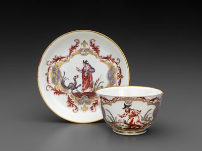 Miseczka do herbaty i spodek, ok. 1755 (porcelana o miękkiej pasty) autorstwa Italian School