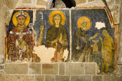 Tryptyk przedstawiający od lewej San Cataldo, La Maddalena i San Zosimo udzielających komunii Santa Maria Egiziaca, krypta katedry autorstwa Italian School