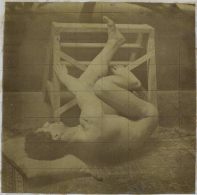 Studium nagiego modela męskiego, leżącego z nogami opartymi o schody, w pracowni Jacques de Lalaing autorstwa Jacques Lalaing (attributed to)