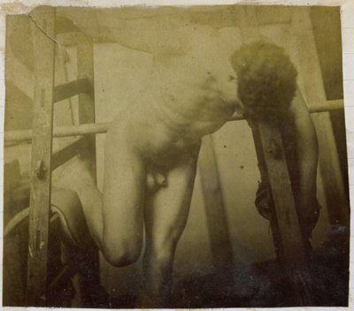 Studium nagiego modela męskiego, pochylonego do przodu na drewnianym rusztowaniu, w pracowni Jacques de Lalaing autorstwa Jacques Lalaing (attributed to)